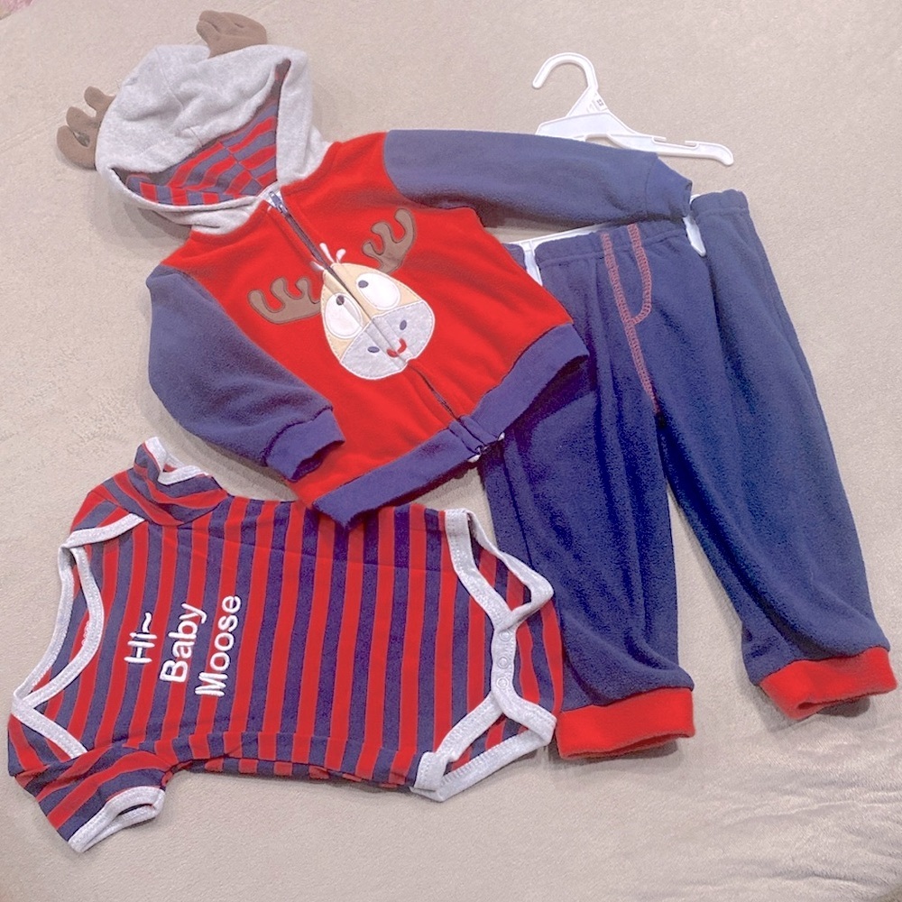 Nuby 3-Piece Baby Boy Set Warm Fleece Moose Hoodie Pants & Onesie Size 18 Months